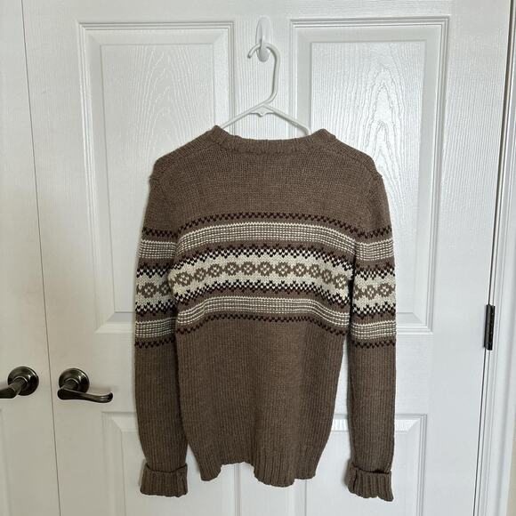 American Eagle Brown and Cream Sweater - Picture 3 of 7